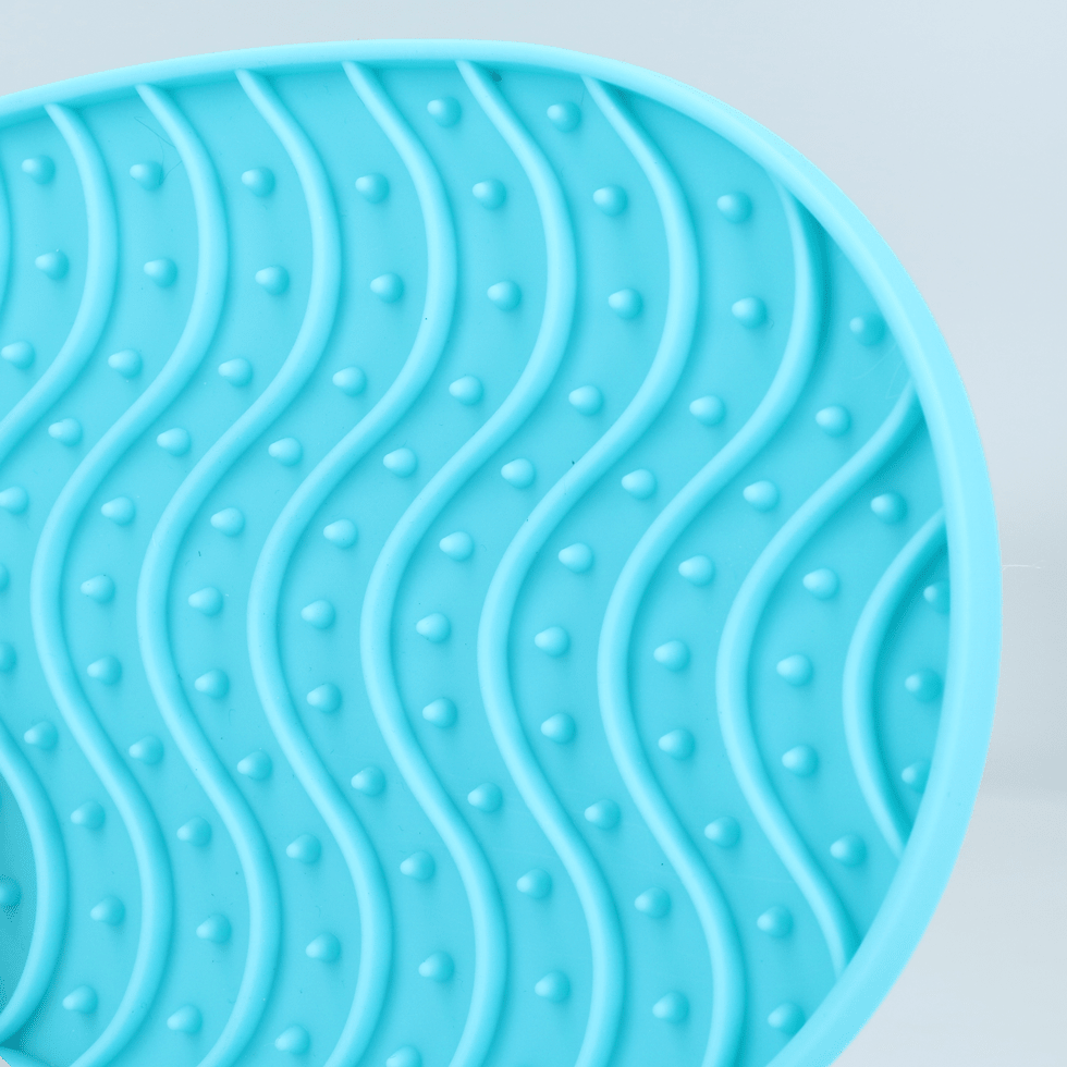 Pawise Lick It - Slow Feeder mat - all for animals