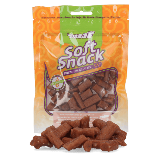 Braaaf Soft Snack Zalmstick met wortel en sperzieboon - all for animals